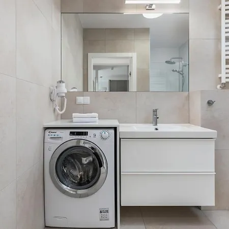 דירה Seaside - Olimpijska 2 - Sauna & Fitness & Parking - W Cenie Pobytu מיילנו